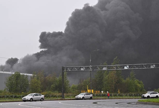 Fire breaks out at logistics center in St. Petersburg ST. PETERSBURG, RUSSIA - AUGUST 23: Thick black smoke rises after a fire breaks out at a logistics center in St. Petersburg, Russia, on August 23, 2026. Boris Smirnov Anadolu Saint Petersburg Russia. Editorial use only. Please get in touch for any other usage.  Copyright: x2026xAnadoluxBorisxSmirnovx
