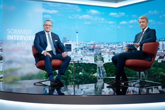 ARD-Sommerinterview, Tino Chrupalla, AfD Berlin, ARD-Sommerinterview, Tino Chrupalla, Vorsitzender, AfD, Moderator, Markus Preiß, ARD-Hauptstadtstudio Berlin Berlin GER *** ARD Summer Interview, Tino Chrupalla, AfD Berlin, ARD Summer Interview, Tino Chrupalla, Chair, AfD, Host, Markus Preiß, ARD Berlin Capital Studio, Berlin, GER