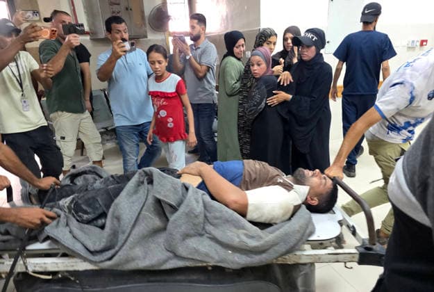 Wounded Palestinians Arrive at Nasser Medical Complex After Israeli Strike Palestinians transport seven wounded people, including children, to Nasser Medical Complex in Khan Younis, in the southern Gaza Strip, on August 23, 2026, following an Israeli strike that targeted civilians in Khan Younis refugee camp. Photo by Tariq Mohammad APA Images Khan Yunis Gaza Strip Palestinian Territory 230826_Khan_Yunis_TM_03(16) Copyright: xapaimagesxTariqxMohammad xapaimagesx
