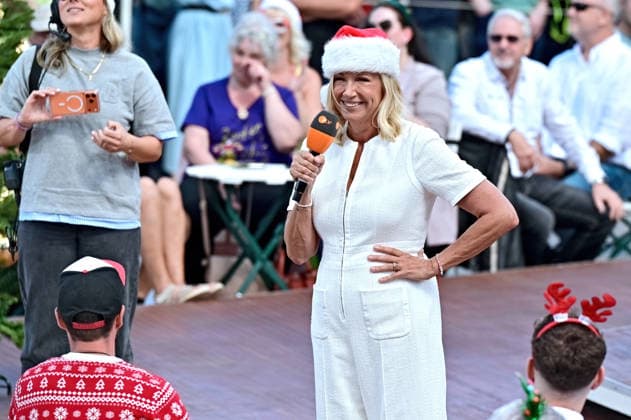 ZDF - Fernsehgarten. Moderatorin Andrea Kiwi Kiewel während der ZDF - Unterhaltungsshow Fernsehgarten am 23.08.2026 in Mainz. Weihnachten im Fernsehgarten. 20260823MWI140924 *** ZDF Fernsehgarten host Andrea Kiwi Kiewel during the ZDF entertainment show Fernsehgarten on August 23, 2026, in Mainz Christmas at the Fernsehgarten 20260823MWI140924