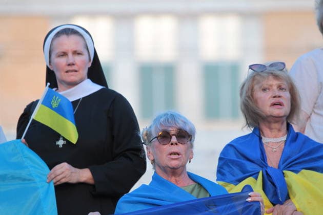 August 23, 2026, Athens, Greece: Ukrainians gathered in Syntagma Square in Athens to mark the 35th anniversary of UkraineÃ¢â‚¬â ¢s independence. The blue-and-yellow flags filled the square as members of the Ukrainian community came together to commemorate August 24, 1991, when Ukraine declared its independence, and to express their solidarity with their homeland. Athens Greece  - ZUMAv62_ 20260823_zaf_v62_007 Copyright: xAristidisxVafeiadakisx
