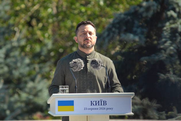 President of Ukraine Volodymyr Zelenskyy participates in the raising of the State Flag at the National Museum of the History of Ukraine in the Second World War Memorial Complex on National Flag Day, Kyiv, Ukraine, August 23, 2026. (Photo by Yevhen Kotenko Ukrinform) Raising of State Flag of Ukraine in Kyiv  Copyright: xYevhenxKotenkox