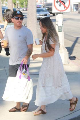 Celebrities shopping at the Farmers Market Featuring: Jennifer Grey Where: Studio City, California, United States When: 23 Aug 2026 Credit: H2Y INSTARimages EDITORIAL USE ONLY. NOT FOR USE BY NEWSPAPERS BASED IN THE UK. Copyright: xx instar55939952