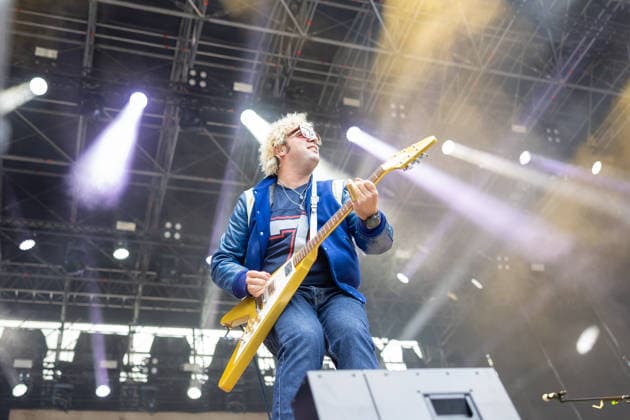 Konzert von The Picturebooks auf dem Kunst!Rasen Bonn - 23.08.26 Der Gütersloher Blues- Garage-Rock-Musiker The Picturebooks (Fynn Claus Grabke) beim Open-Air-Live-Auftritt als Special Guest von The BossHoss auf dem Kunst!Rasen Bonn. Bonn Gronau Nordrhein-Westfalen Deutschland *** Concert by The Picturebooks at Kunst Rasen Bonn on August 23, 2026. Fynn Claus Grabke of The Picturebooks, a blues-garage-rock band from Gütersloh, performed as a special guest of The BossHoss during an open-air live show at Kunst Rasen Bonn in Bonn Gronau, North Rhine-Westphalia, Germany. Copyright: xMarcxJohnx