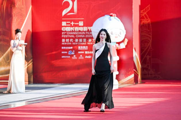 CHANGCHUN, CHINA - AUGUST 23: Actress Gina Jin Chen arrives at the red carpet for the opening of the 21st Changchun Film Festival on August 23, 2026 in Changchun, Jilin Province of China.  Copyright: xVCGx 111661791311