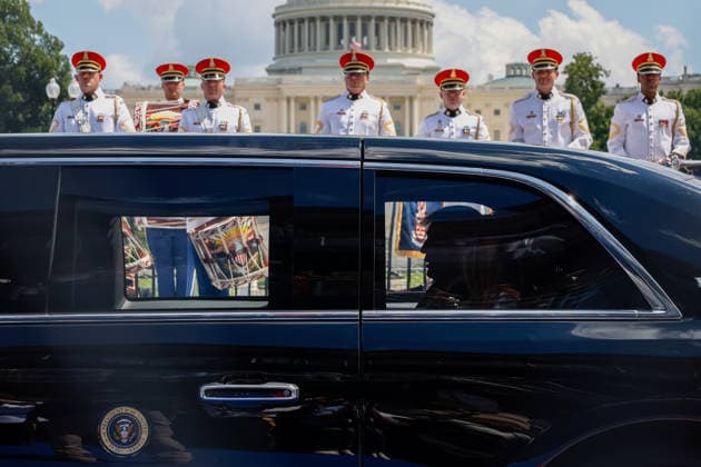 President Trump attends inaugural Freedom 250 Grand Prix in Washington, DC WASHINGTON, D.C., UNITED STATES - AUGUST 23: U.S. President Donald Trump and first lady Melania Trump ride in The Beast on the track during the NTT INDYCAR Series in Washington, DC, on August 23, 2026. President Trump established the Freedom 250 Grand Prix weekend as part of the yearlong celebration marking the 250th anniversary of the United States. Mehmet Eser Anadolu Washington United States. Editorial use only. Please get in touch for any other usage.  Copyright: x2026xAnadoluxMehmetxEserx