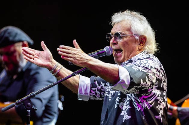 August 23, 2026, Vienna, Virginia, USA: Founder and lead singer Nicolas Reyes of the Gipsy Kings and his band perform their high-energy fusion of flamenco, rumba, salsa, and pop, featuring iconic songs, at the Filene Center at Wolf Trap in Vienna, Virginia, on Sunday, August 23, 2026. Vienna USA  - ZUMAkh2_ 20260823_znp_kh2_043 Copyright: xAlixKhalighx