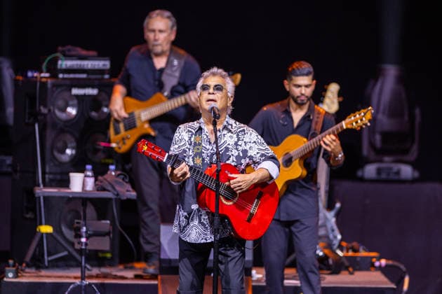 August 23, 2026, Vienna, Virginia, USA: Founder and lead singer Nicolas Reyes of the Gipsy Kings and his band perform their high-energy fusion of flamenco, rumba, salsa, and pop, featuring iconic songs, at the Filene Center at Wolf Trap in Vienna, Virginia, on Sunday, August 23, 2026. Vienna USA  - ZUMAkh2_ 20260823_znp_kh2_052 Copyright: xAlixKhalighx