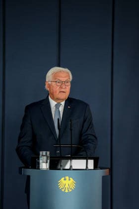 Symbolische Schlüsselübergabe für den Amtssitz am Spreebogen Ansprache bei der symbolischen Schlüsselübergabe für das als temporärer Amtssitz des Bundespräsidenten genutzte Gebäude. Frank-Walter Steinmeier, Bundespräsident. DEU, Deutschland, Berlin, 24.08.2026 *** Symbolic Key Handover for the Official Residence at Spreebogen Speech at the symbolic key handover for the building used as the Federal President’s temporary official residence Frank-Walter Steinmeier, Federal President DEU, Germany, Berlin, August 24, 2026