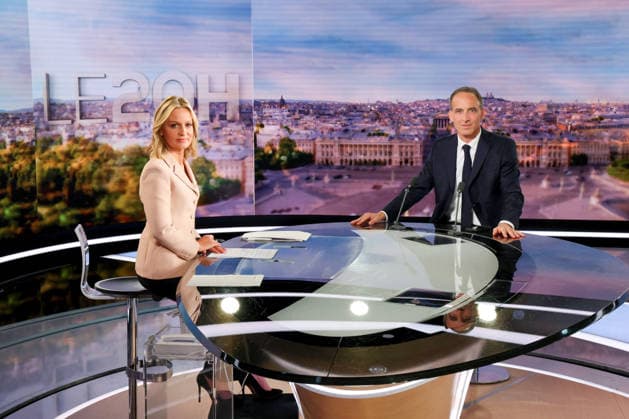 Raphael Glucksmann Announces Presidential Candidacy - France Audrey Crespo-Mara and Raphael Glucksmann. French journalist Audrey Crespo-Mara and French centre-left party Place publique s leader and MEP Raphael Glucksmann pose prior to an interview to announce his candidacy for the 2027 French presidential election on the evening news broadcast of French TV channel TF1 in Boulogne-Billancourt, outside Paris, on August 23, 2026. Photo by Alain Robert Pool ABACAPRESS.COM Paris France  Copyright: xAlainxRobert Pool ABACAx