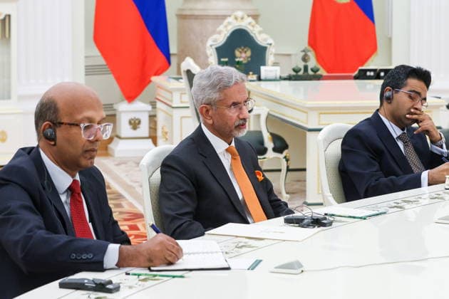 RUSSIA, MOSCOW - AUGUST 24, 2026: India s Minister of External Affairs Subrahmanyam Jaishankar (C) is seen during a meeting with Russia s President Putin in the Kremlin Moscow Russia  - ZUMAt113 20260824_zaa_t113_081 Copyright: xSergeixKarpukhinx