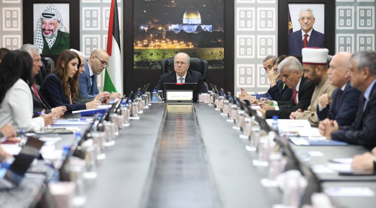 Palestinian Prime Minister Chairs Weekly Cabinet Meeting in Ramallah Palestinian Prime Minister Mohammad Mustafa chairs the weekly cabinet meeting in Ramallah, in the West Bank, on August 24, 2026. The cabinet warned of a sharp and accelerating deterioration in humanitarian conditions in the Gaza Strip amid severe shortages of aid and restrictions on its entry. Photo by Prime Minister Office apaimages Ramallah West Bank Palestinian Territory 240826_Ramallah_PMO_00(2) Copyright: xapaimagesxPrimexMinisterxOfficex xapaimagesx