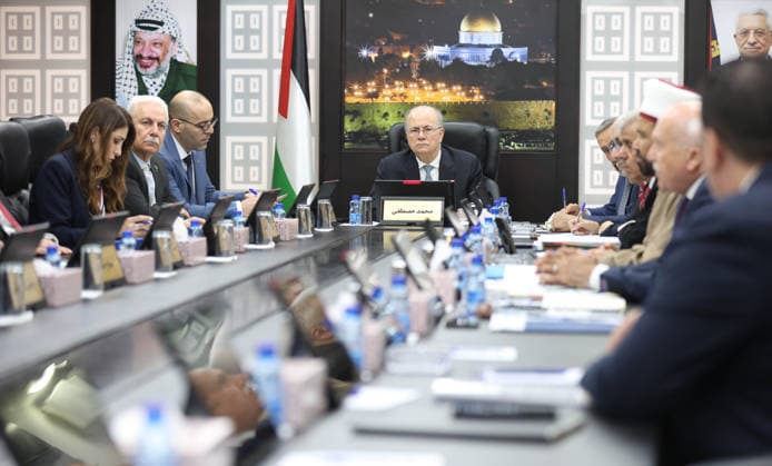Palestinian Prime Minister Chairs Weekly Cabinet Meeting in Ramallah Palestinian Prime Minister Mohammad Mustafa chairs the weekly cabinet meeting in Ramallah, in the West Bank, on August 24, 2026. The cabinet warned of a sharp and accelerating deterioration in humanitarian conditions in the Gaza Strip amid severe shortages of aid and restrictions on its entry. Photo by Prime Minister Office apaimages Ramallah West Bank Palestinian Territory 240826_Ramallah_PMO_00(5) Copyright: xapaimagesxPrimexMinisterxOfficex xapaimagesx