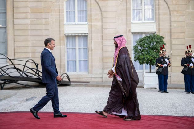 French President Macron Welcomes Saudi Crown Prince Mohammed bin Salman - Paris French President Emmanuel Macron and Saudi Crown Prince Mohammed bin Salman before a meeting at the Elysee Palace in Paris, France, August 24, 2026.Photo by Eliot Blondet ABACAPRESS.COM Paris France France  Copyright: xBlondetxEliot ABACAx