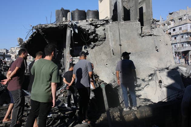 Palestinians Gather at Water Desalination Plant After Israeli Strike Palestinians gather at the site of an Israeli strike that targeted a water desalination plant in the Sheikh Radwan neighborhood of Gaza City, on August 24, 2026, as Civil Defense crews work to extinguish a fire that broke out at the site following the strike. Photo by Mohammed Salha apaimages Gaza Gaza Strip Palestinian Territory 240826_Gaza_MS_00(9) Copyright: xapaimagesxMohammedxSalhax xapaimagesx