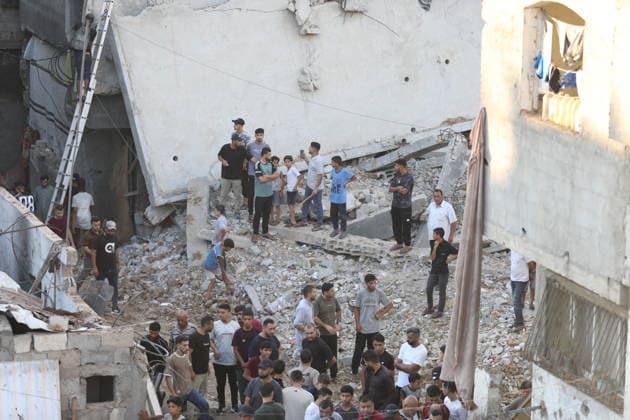 Palestinians Gather at Israeli Strike Site in al-Bureij Palestinians gather at the site of an Israeli strike that targeted a house in al-Bureij refugee camp in the central Gaza Strip on August 24, 2026. Local sources said the strike killed a child and wounded other residents. Photo by Hassan al-Jedi apaimages Nusairat Gaza Strip Palestinian Territory 240826_Bureij_HJ_00(30).jpeg Copyright: xapaimagesxHassanxal-Jedixx xapaimagesx