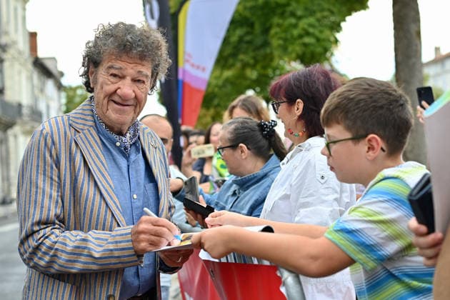 Opening Red Carpet 19th Angouleme French-Speaking Film Festival Robert Charlebois attends the Opening Red Carpet at the 19th Angouleme French-Speaking Film Festival on August 24, 2026 in Angouleme, France. Photo by Franck Castel ABACAPRESS.COM Angouleme  Copyright: xCastelxFranck ABACAx