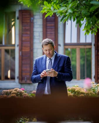 Lars Klingbeil, Bundesminister der Finanzen, aufgenommen im Rahmen seiner Teilnahme am Treffen der Finanzministerinnen und Finanzminister von Deutschland, Liechtenstein, Luxemburg, Oesterreich und der Schweiz in Liechtenstein. Fotografiert im Auftrag des Bundesfinanzministeriums Schaan Liechtenstein *** Lars Klingbeil, Federal Minister of Finance, photographed during his participation in the meeting of the finance ministers of Germany, Liechtenstein, Luxembourg, Austria, and Switzerland in Liechtenstein. Photographed on behalf of the Federal Ministry of Finance, Schaan, Liechtenstein Copyright: xThomasxKoehlerx