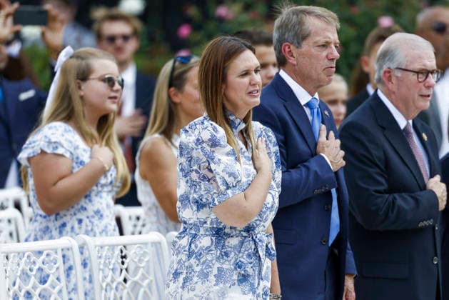 White House Coverage Arkansas Governor Sarah Huckabee Sanders recites the pledge of allegiance prior to an education event in the Rose Garden of the White House in Washington DC, USA, 24 August 2026. President Trump and Secretary McMahon highlighted the administration’s school choice program as the new academic year begins. WASHINGTON DISTRICT OF COLUMBIA United States  Copyright: xPool ABACAx