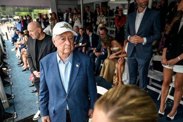 August 24, 2026, Washington, Dc, United States: Roger Penske, owner of the Penske Motorsports, arrives to join U.S. President Donald Trump, in the VIP box before the start of the Freedom 250 Grand Prix Race, August 23, 2026 in Washington, D.C. Washington United States - ZUMAp138 20260824_zaa_p138_042 Copyright: xDanielxTorok WhitexHousex