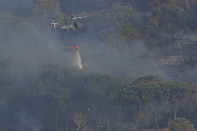 Aerial firefighting efforts battle forest fire near Trapani in Sicily, Italy TRAPANI, ITALY - AUGUST 24: Firefighting aircraft and helicopters battle a forest fire on the slopes of Mount Polizo near Trapani on the Italian island of Sicily, on August 24, 2026. Emergency teams launched an aerial operation, deployed three helicopters and two firefighting planes to contain the blaze and prevent it from spreading across the forested terrain. Alberto Lo Bianco Anadolu Trapani Italy. Editorial use only. Please get in touch for any other usage.  Copyright: x2026xAnadoluxAlbertoxLoxBiancox