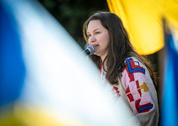 MALMÖ 2026-08-24 Anja Allvin talar da Ukrainas självständighetsdag uppmärksammandes vid en manifestation pa Stortorget i Malmö pa mandagen. Talare var Anja Allvin och Fredrik Ekelund Marisol M. MALMÖ SVERIGE x50090x *** MALMÖ, August 24, 2026—Anja Allvin spoke at an event marking Ukraine’s Independence Day held at Stortorget in Malmö on Monday. The speakers were Anja Allvin and Fredrik Ekelund. Marisol M. MALMÖ, SWEDEN x50090x  Copyright: xJohanxNilssonx xTTx UKRAINAS SJÄLVSTÄNDIGHETSDAG MALMÖ 6hXkx686XOQ