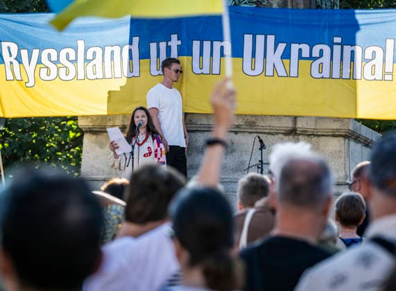 MALMÖ 2026-08-24 Anja Allvin talar da Ukrainas självständighetsdag uppmärksammandes vid en manifestation pa Stortorget i Malmö pa mandagen. Talare var Anja Allvin och Fredrik Ekelund Marisol M. MALMÖ SVERIGE x50090x *** MALMÖ, August 24, 2026—Anja Allvin spoke at a rally in Stortorget, Malmö, on Monday to mark Ukraine’s Independence Day. The speakers were Anja Allvin and Fredrik Ekelund. Marisol M. MALMÖ, SWEDEN x50090x  Copyright: xJohanxNilssonx xTTx UKRAINAS SJÄLVSTÄNDIGHETSDAG MALMÖ j9sa4HaIk4I