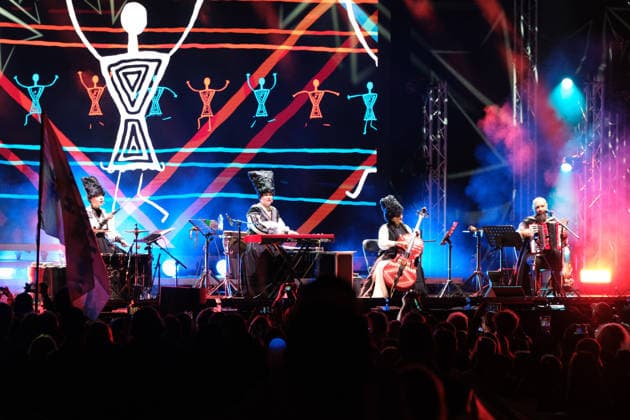 August 24, 2026, Warsaw, Masovian Voivodeship, Poland: OLENA TSYBULSKA, IRYNA KOVALENKO, NINA GARENETSKA, and MARKO HALANEVYCH of Ukrainian contemporary folk band DakhaBrakha perform during celebrations of Ukraine s 35th Independence Day in Warsaw, Poland. The event was organized by Ukrainian diaspora organizations and Polish activist groups in solidarity with Ukraine during a time of heightened tensions between Poles and Ukrainian migrants, with recent acts of xenophobic, anti-Ukrainian violence being incited by Polish far-right groups and politicians. Warsaw Poland - ZUMAk204 20260824_zip_k204_029 Copyright: xRomanxKozielx