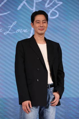S. Korean actor Jo In-sung S. Korean actor Jo In-sung South Korean actor Jo In-sung, who stars in the upcoming Netflix movie Possible Love, poses for a photo during a publicity event in Seoul on Aug. 25, 2026. (Yonhap) 2026-08-25 12:44:58 < 1980-2026 YONHAPNEWS AGENCY. .> ¼­¿ïÆ¯º°½Ã EDITORIAL USE ONLY  Copyright: xx PYH2026082509040034400 YonhapxNewsx yonphotos255940