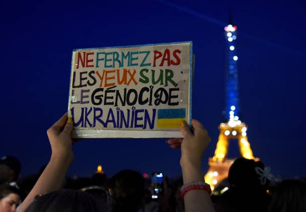 Eiffel Tower Illuminated For Ukraine Independence Day - Paris Illumination ceremony of the Eiffel Tower on the occasion of the Ukrainian national holiday, symbol of the proclamation of its independence in Paris, France on August 24, 2026. Photo by Alain Apaydin ABACAPRESS Paris France  Copyright: xApaydinxAlain ABACAx