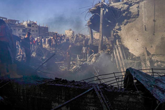 Water Desalination Plant Strike Gaza City Palestinians gather near a crater in the rubble of a destroyed water desalination plant in the Sheikh Radwan neighborhood in Gaza City, Gaza Strip, on August 24, 2026. The facility was targeted after an Israeli army officer called a local resident to issue an evacuation warning for the area near the Ahli Club, resulting in no reported casualties. Gaza Gaza Strip Palestinian Territories Copyright: xMohammedxAlxQumsanx