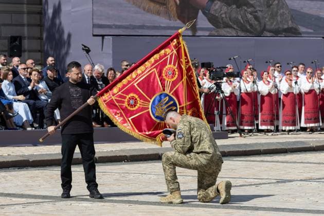 Die Ukraine feiert ihren 35. Unabhaengigkeitstag am 24.08.2026 Praesident Wolodymyr Selenskyj. Die Ukraine feiert ihren 35. Unabhaengigkeitstag am 24.08.2026 in Kiew, President Takes Part in Events on Ukraine s Independence Day Press Service Of The President Of Ukraine via SVEN SIMON Fotoagentur GmbH & Co. Pressefoto KG Seidlhofstr.10 85540 Haar GLS Bank IBAN DE75 4306 0967 4030 0251 00 BIC GENODEM1GLS www.svensimon.net Kiew Ukraine *** Ukraine celebrates its 35th Independence Day on August 24, 2026. President Volodymyr Zelenskyy. Ukraine celebrates its 35th Independence Day on August 24, 2026, in Kyiv, President Takes Part in Events on Ukraine’s Independence Day Press Service of the President of Ukraine via SVEN SIMON Foto Poolfoto SvenSimon-Press Service Of The President Of Ukraine ,EDITORIAL USE ONLY