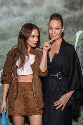 ABB HEIMATLOSE- Emilia Schüle Schuele und Jeanette Hain Darsteller zu Gast beim Spezial Screening von der Heimatlose im KinoAchtBerlin am 24.AUGUST 2026 in Berlin Berlin Deutschland *** ABB HEIMATLOSE: Emilia Schüle Schuele and Jeanette Hain, guest performers at the special screening of *Heimatlose* at KinoAchtBerlin on August 24, 2026, in Berlin, Germany