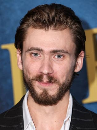 New York Premiere Of Netflix s The Whisper Man MANHATTAN, NEW YORK CITY, NEW YORK, USA - AUGUST 24: Owen Teague arrives at the New York Premiere Of Netflix s The Whisper Man held at The Edwardian Room at The Plaza Hotel on August 24, 2026 in Manhattan, New York City, New York, United States. New York City The Edwardian Room at The Plaza Hotel New York United States Copyright: xImagexPressxAgencyx