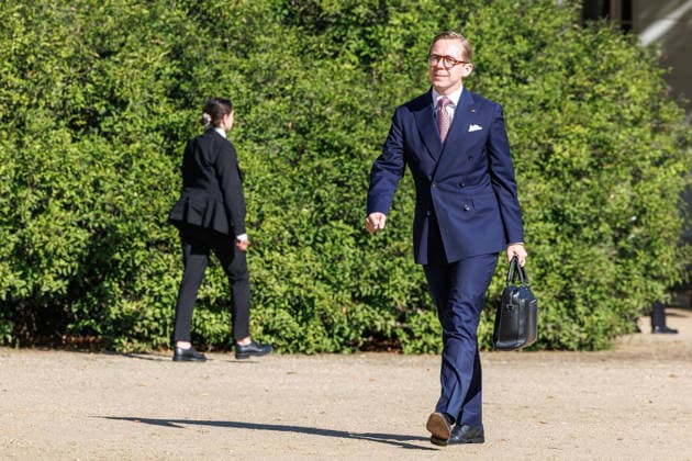 Kabinettsklausur Philipp Amthor bei einer Kabinettsklausur am 25.08.26 in der Schloss Neuhardenberg in Brandenburg. Brandenburg Deutschland Schloss Neuhardenberg *** Cabinet Retreat: Philipp Amthor at a cabinet retreat on August 25, 2026, at Neuhardenberg Castle in Brandenburg, Germany; Neuhardenberg Castle