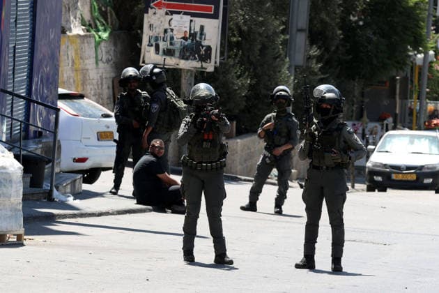 Israeli forces raid UNRWA s Kalendiya Education Center in East Jerusalem JERUSALEM - AUGUST 25 : Israeli forces raid the Qalandia Training Center belonging to the United Nations Relief and Works Agency for Palestine Refugees in the Near East (UNRWA) north of East Jerusalem on August 25, 2026. Israeli forces arrive to evacuate the center block surrounding streets and prevent local residents from approaching. Issam Rimawi Anadolu Jerusalem Palestinian Territory, Occupied. Editorial use only. Please get in touch for any other usage.  Copyright: x2026xAnadoluxIssamxRimawix