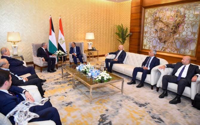 Egyptian Foreign Minister Meets Hussein al-Sheikh in Alamein Egyptian Foreign Minister Badr Abdelatty receives Vice President of the State of Palestine Hussein al-Sheikh in Alamein, Egypt, on August 25, 2026, in the presence of Palestinian National Council President Rawhi Fattouh and Fatah Central Committee member Majed Faraj. The meeting focuses on developments in the occupied Palestinian territories, efforts to support the legitimate rights of the Palestinian people, and implementation of the peace plan. Photo by Egyptian Foreign Minister Office apaimages Cairo Cairo Egypt 250826_Egypt_EPO_00(2) Copyright: xapaimagesxEgyptianxForeignxMinisterxOfficex xapaimagesx