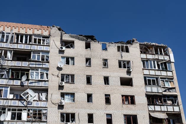 Aftermath of Russian attack on Ukraine s Kramatorsk KRAMATORSK, UKRAINE - AUGUST 25: A view of a residential building destroyed following a Russian airstrike in Kramatorsk, Ukraine, on August 25, 2026. Francisco Richart Anadolu Kramatorsk Ukraine. Editorial use only. Please get in touch for any other usage.  Copyright: x2026xAnadoluxFranciscoxRichartx