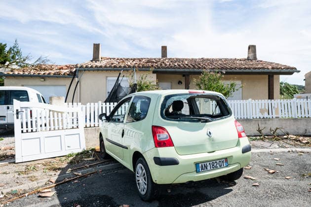 Illustration of the village of Pomas, partially destroyed after the tornado struck in the Aude department (11). The tornado struck Pomas on Monday around 5:20 p.m. Many roofs were torn off and houses were blown away. Météo France had placed several departments in the Southwest, including the Aude, under an orange alert for thunderstorms, citing the risk of locally severe weather. 39 people were injured in Pomas, Aude, France, on August 25, 2026. Sylvain Gelineau, Bestimage. Image showing the village of Pomas, partially destroyed after a tornado struck the Aude department. 11. The tornado hit Pomas on Monday around 5:20 p.m. Numerous roofs were torn off, and houses were blown apart. Météo France had placed several southwestern departments—i  Copyright: xSylvainxGelineau xBestimagexSylvainxGelineau xBestimagex