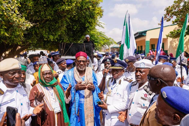 Mawlid al-Nabi in Nigeria ABUJA, NIGERIA - AUGUST 25 : Hundreds of people gather to celebrate Mawlid al-Nabi in colorful attire as they parade through the streets in Abuja, Nigeria on August 25, 2026. Participants wave, offer prayers, and recite hymns to mark the birth of Prophet Muhammad in Nigeria, the most populous Muslim nation in Africa. Emmanuel Osodi Anadolu Abuja Nigeria. Editorial use only. Please get in touch for any other usage.  Copyright: x2026xAnadoluxEmmanuelxOsodix