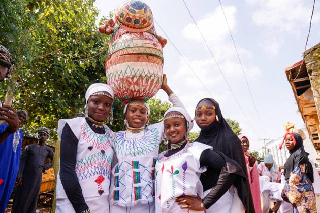 Mawlid al-Nabi in Nigeria ABUJA, NIGERIA - AUGUST 25 : Hundreds of people gather to celebrate Mawlid al-Nabi in colorful attire as they parade through the streets in Abuja, Nigeria on August 25, 2026. Participants wave, offer prayers, and recite hymns to mark the birth of Prophet Muhammad in Nigeria, the most populous Muslim nation in Africa. Emmanuel Osodi Anadolu Abuja Nigeria. Editorial use only. Please get in touch for any other usage.  Copyright: x2026xAnadoluxEmmanuelxOsodix