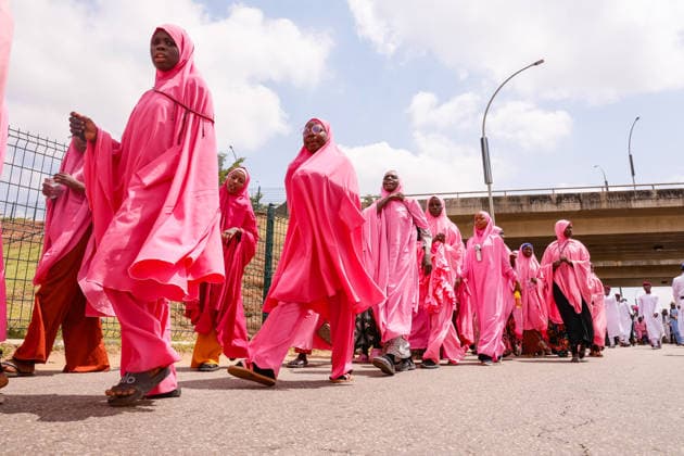 Mawlid al-Nabi in Nigeria ABUJA, NIGERIA - AUGUST 25 : Hundreds of people gather to celebrate Mawlid al-Nabi in colorful attire as they parade through the streets in Abuja, Nigeria on August 25, 2026. Participants wave, offer prayers, and recite hymns to mark the birth of Prophet Muhammad in Nigeria, the most populous Muslim nation in Africa. Emmanuel Osodi Anadolu Abuja Nigeria. Editorial use only. Please get in touch for any other usage.  Copyright: x2026xAnadoluxEmmanuelxOsodix