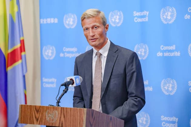 August 25, 2026, New York, New York, United States: CARL SKAU, Acting Executive Director of the World Food Programme (WFP), speaks to reporters at the Security Council stakeout following the open debate on conflict and hunger. Addressing the consequences when food is weaponised or access is cut off, Skau described the choices confronting affected populations as stark: starve, move or rebel, underscoring the relationship between hunger, displacement and instability. New York United States - ZUMAo116 20260825_znp_o116_024 Copyright: xBiancaxOterox