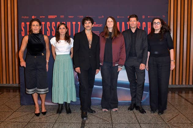 Shila Behjat, Gilda Sahebi, Faraz Shariat, Claudia Schaefer, Ronen Steinke und Seda Basay-Yildiz beim Special Screening des Kinofilms Staatsschutz im Kino International. Berlin, 25.08.2026