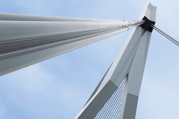 Detail an der Erasmusbrücke in Rotterdam, Niederlande Detail an der Erasmusbrücke in Rotterdam, Niederlande (License=RF) Copyright: xZoonar.com HaraldxBiebelx 25469072