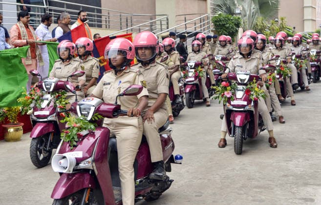 Flagging-Off Ceremony of Various 2Ws for Police Didi Patna, Aug 26 (ANI): Bihar Chief Minister Samrat Chaudhary and Deputy Chief Minister Vijay Kumar Choudhary grace the flagging-off ceremony of 4700 scooters and motorcycles for Police Didi (Abhay Brigade) at Gyan Bhawan, in Patna on Wednesday. Patna Bihar India Copyright: xANIx ANI_20260826091