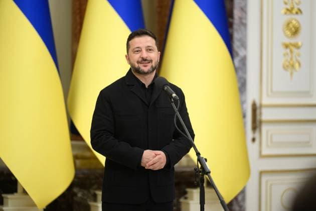 Zelensky Presents National Legend of Ukraine Awards Ukrainian President Volodymyr Zelensky presents the National Legend of Ukraine awards to a number of military personnel and civilians during a ceremony in Ukraine on August 26, 2026. Photo by PRESIDENT OF UKRAINE apaimages Ukraine Ukraine Ukraine 260826_Ukraine_UPO_00(21).jpeg Copyright: xapaimagesxPRESIDENTxOFxUKRAINEx xapaimagesx