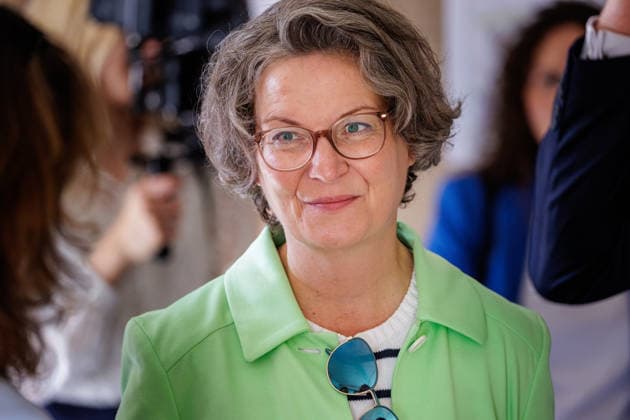 26.08.2026. Düsseldorf. Im Rahmen der diesjährigen Aktionstage besucht Ina Scharrenbach, NRW-Ministerin für Heimat, Kommunales, Bau und Digitalisierung des Landes Nordrhein-Westfalen den GOL:D ECK Landmarken Neubau mit gemischter Nutzung. Düsseldorf Lütticher Straße 1 Nordrhein-Westfalen Deutschland *** August 26, 2026, Düsseldorf: As part of this year’s Action Days, Ina Scharrenbach, Minister for Home Affairs, Local Government, Construction, and Digitalization of the State of North Rhine-Westphalia, will visit the GOL D ECK Landmarken mixed-use development at Lütticher Straße 1 in Düsseldorf, North Rhine-Westphalia, Germany.