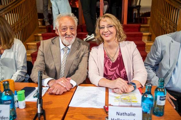 ABB SCHLOSSPARK- Dieter Hallervorden und Nathalie Hallervorden Vater tochter zu Gast bei der Jahrespressekonferenz zur Spielzeit 2026 27 im Schlosspark Theater 26.AUGUST 2026 in Berlin Berlin Deutschland