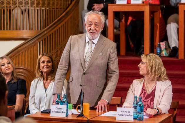 ABB SCHLOSSPARK- Barbara Maria Sava, Christiane Zander, Dieter Hallervorden und Nathalie Hallervorden zu Gast bei Jahrespressekonferenz zur Spielzeit 2026 27 im Schlosspark Theater 26.AUGUST 2026 in Berlin Berlin Deutschland